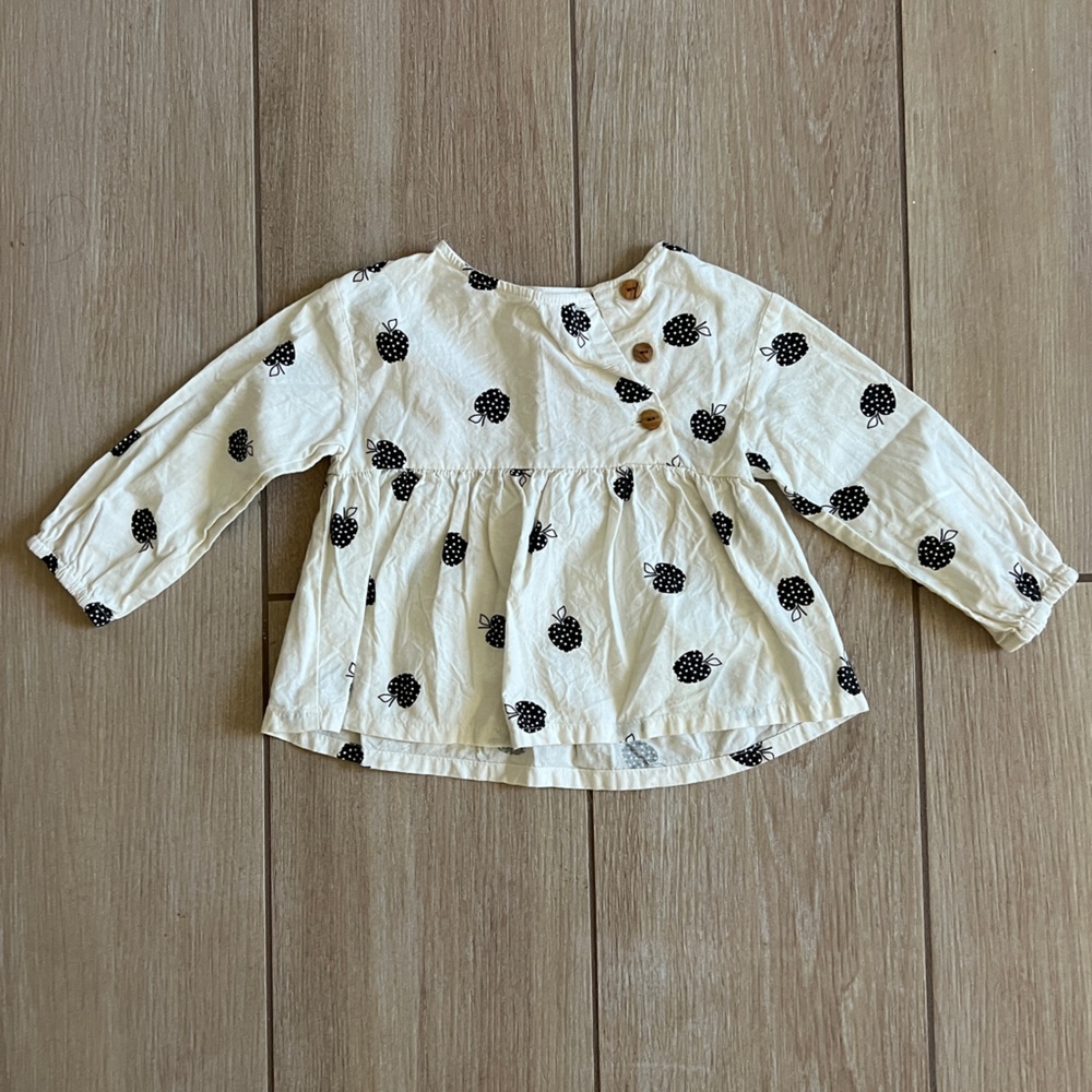 Zara cream blouse with apple print, size 9-12 month